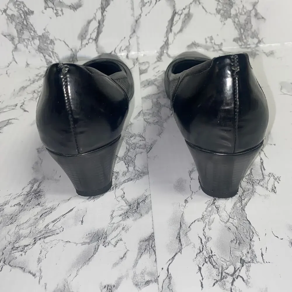Munro Black Leather Jillian Patent Cap Toe Leather Heels Women's Size 6.5